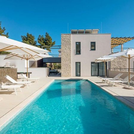 Luxury Villa Lucice View Milna  Exterior photo